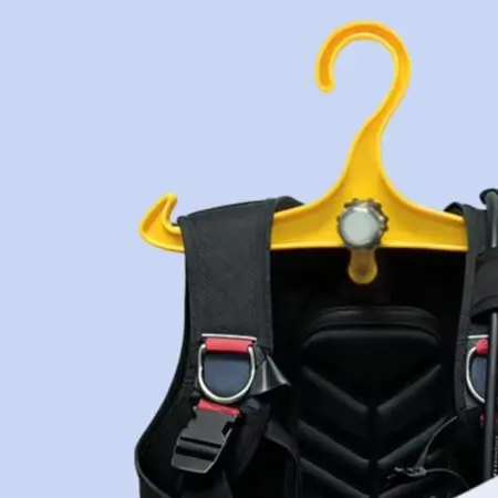 DIN Thread Slot Drysuit Hanger Multi-functional Slots Widened Shoulders Wet Dry Suit Storage Solution Snorkeling