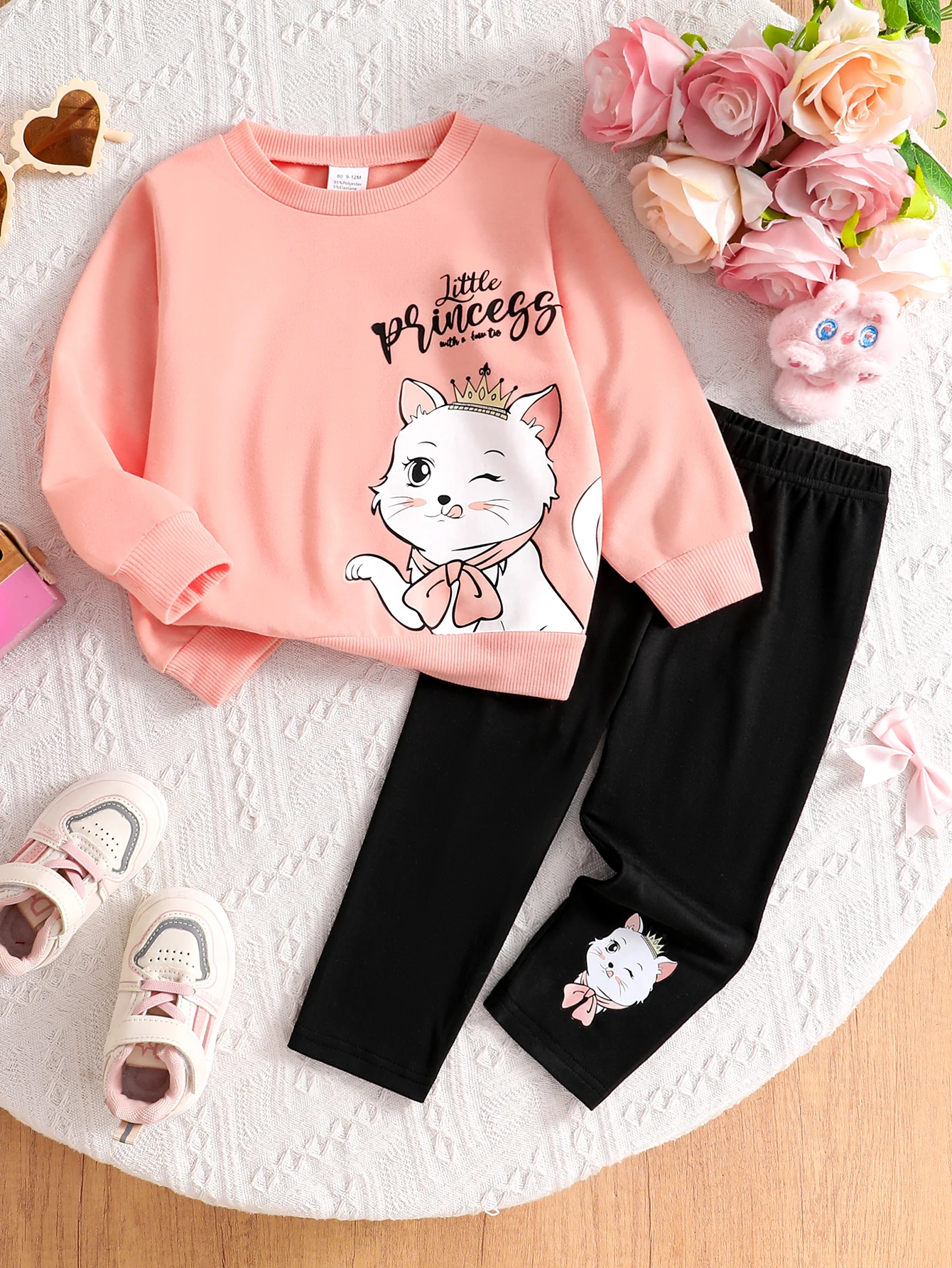 Conjunto de pantalones de dos piezas para niña, moda de otoño, lindo patrón de gato, top de manga larga con cuello redondo + pantalones casuales de gato de dibujos animados, adecuado para salidas y uso diario, ropa de otoño versátil informal juvenil y energética