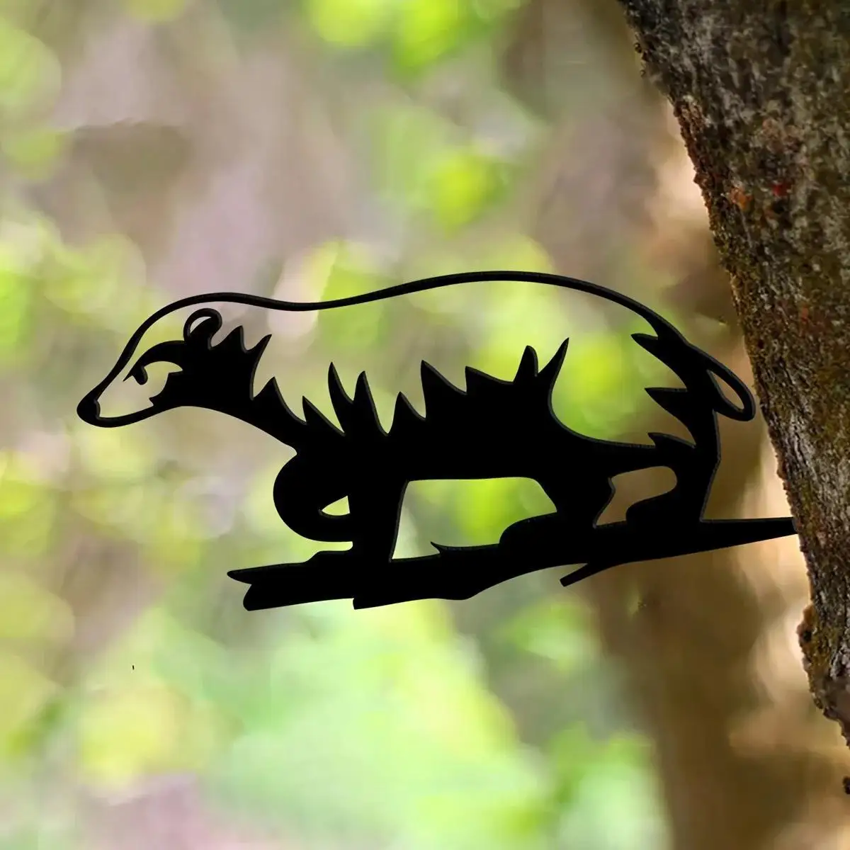 Metal Badger on Branch Silhouette Sign Rustic Garden Stake Outdoor Home Decor Gift 1pc