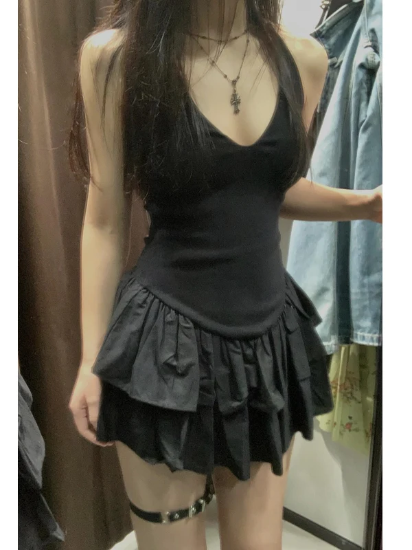 

Черное балетное платье с открытыми плечами, приталенное, с V-образным вырезом, многоярусной юбкой, в стиле «сладкий и пикантный», весна-лето