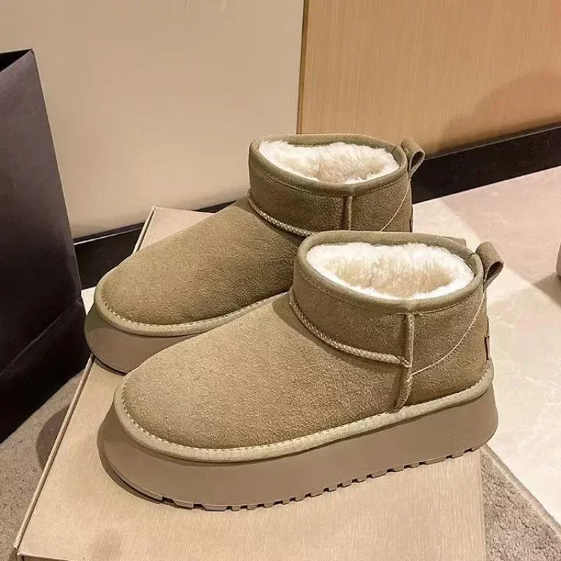 New Winter Warm Boots Fur Ladies Snow Boots Sheepskin Wool Low-cut Warm Fur Shoes Man and Women Winter Short Boots 36-41