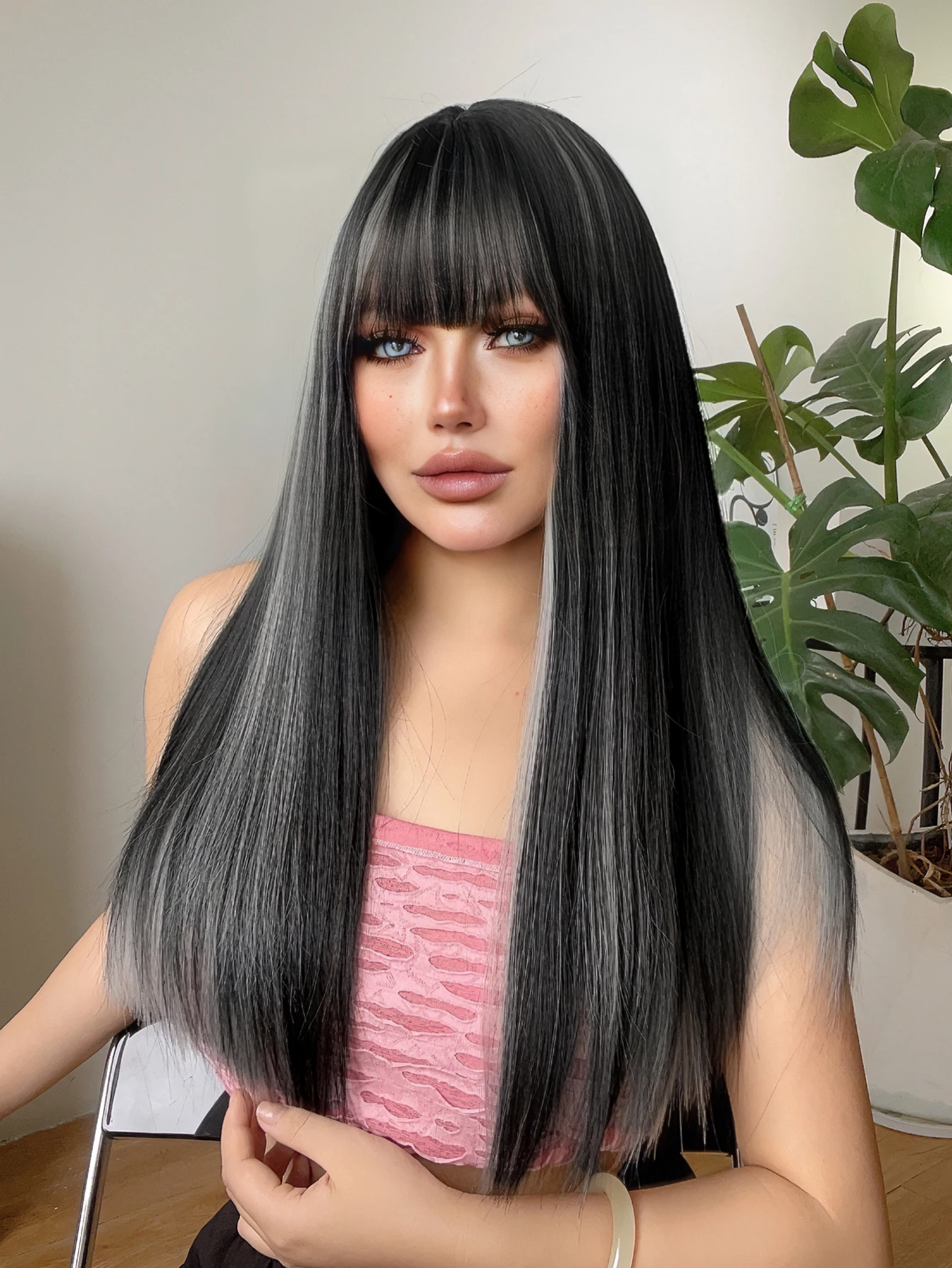 24Inch Black Highlight Grey Synthetic Wigs With Bang Medium Natural Straight Hair Wig for Women Daily Use Cosplay Heat Resistant