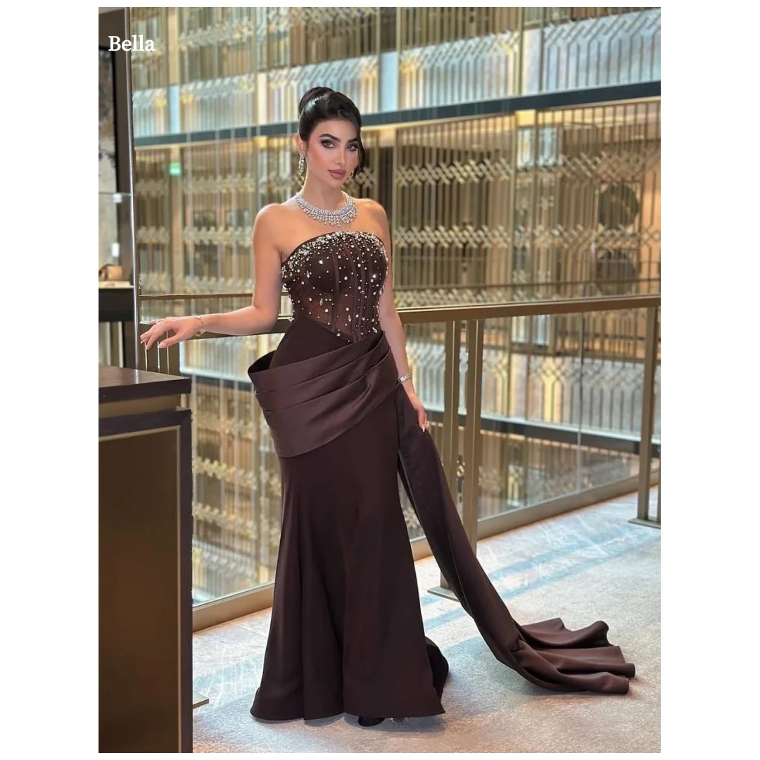 

Bella Customized Dark Brown Strapless Prom Dress Beaded Bodice Satin Draped Mermaid Train Formal robes de soirée Party Dresses