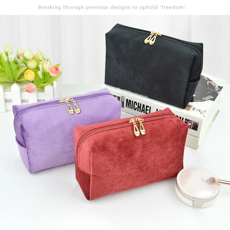 1 Pc Velvet Women Cosmetic Bag Travel Large Makeup Bag Solid Color Zipper Lipstick Storage Bags Female Make Up Organizer Pouch