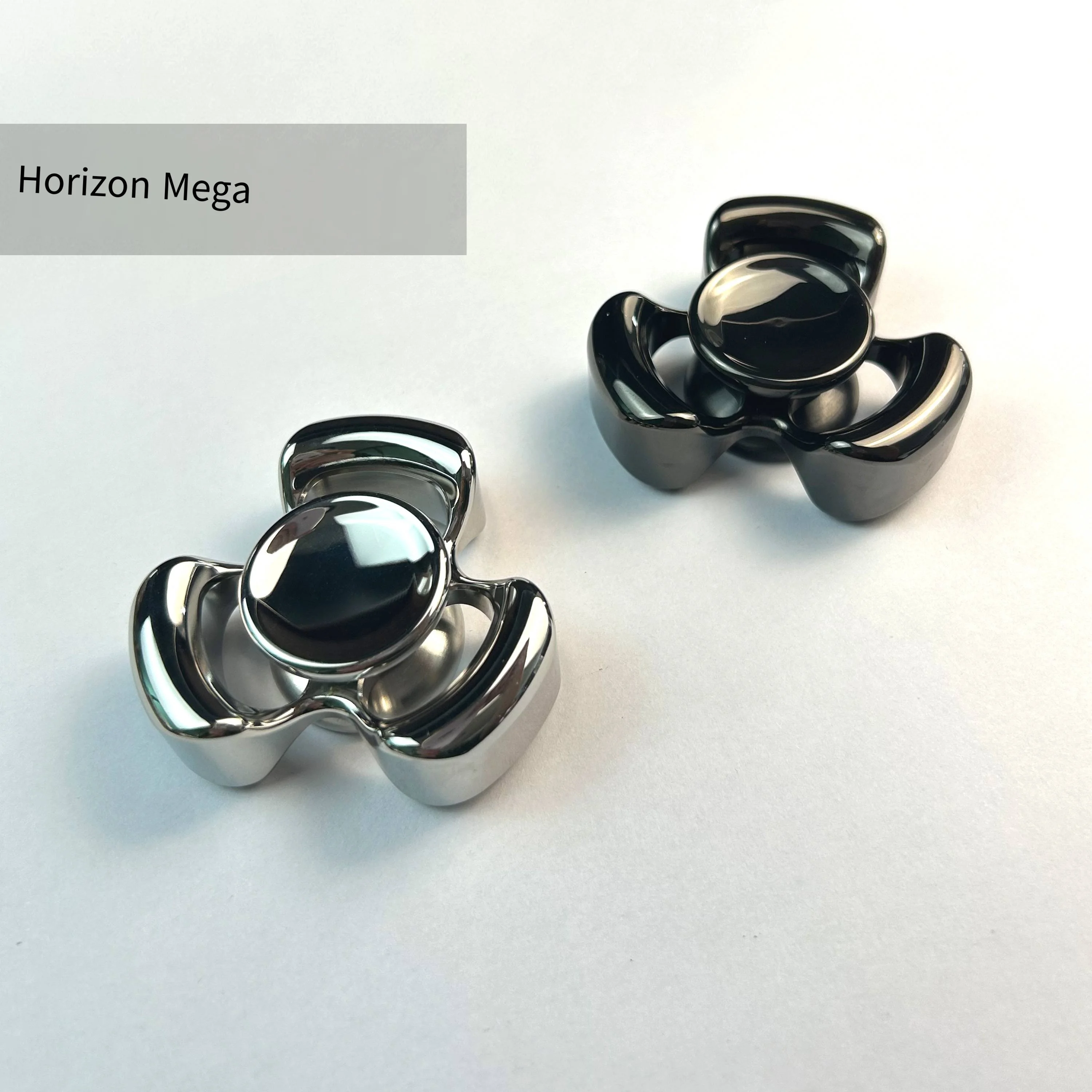 Dreiblättriger Horizon Mega Speed Hand Feel Type Fidget Spinner aus Edelstahl 304, Spielzeug zum Stressabbau