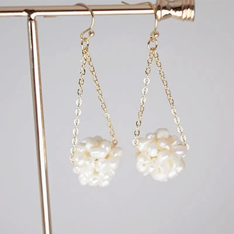Pendientes colgantes de perlas naturales para mujer, aretes colgantes de perlas de agua dulce, con cadena larga y borla, Estilo Vintage, hechos a mano