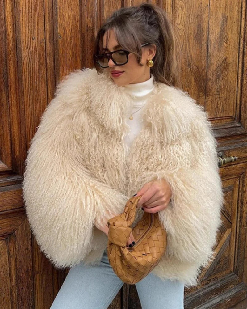 Women's Winter Teddy Faux Fur Coat Short Fashionable Top Overcoat 2025 Stylish Warm Outerwear for Ladies