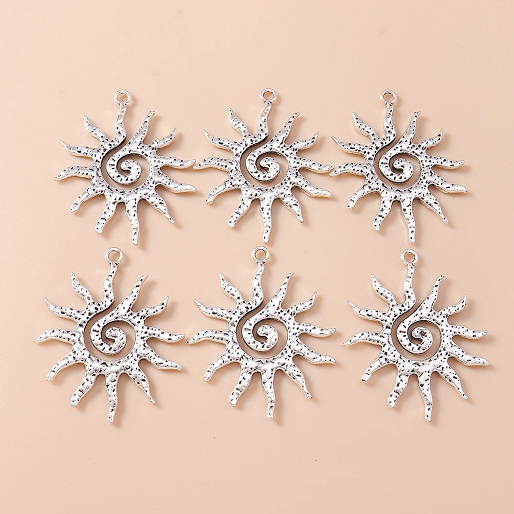 Leslie 10 Stück/Lot Legierung Antik-Silberfarbene Griechische Sonnen-Anhänger für Armbänder Halsketten DIY Handgemachtes Schmuckzubehör – Detail 2