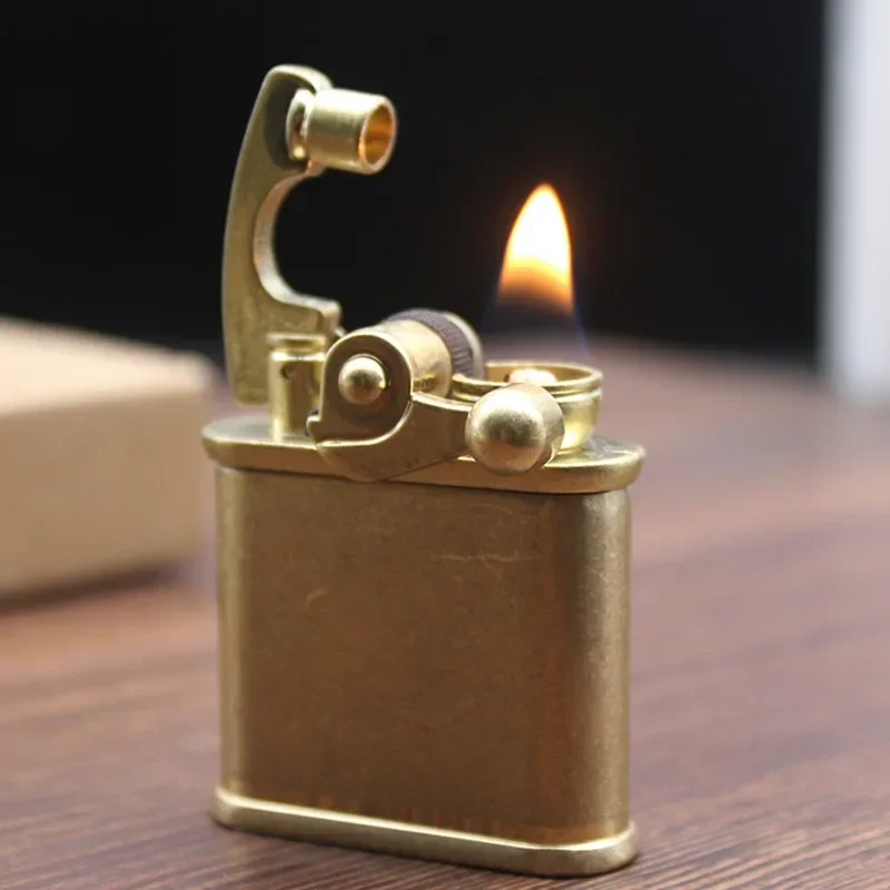 Vintage Free Fire Torch Lighter Grinding Wheel Flint Brass Kerosene Compact Lighter Cigarette Gasoline Windproof Gadgets for Men