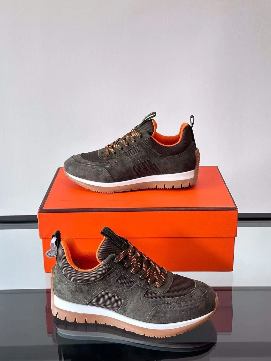 

2026 New Mens Suede Nubuck Leather Mesh Breathable Fashion Versatile Comfort Casual Sports Shoes