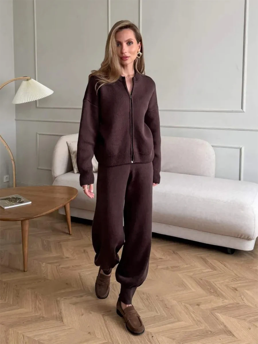 Wolfeel Women's Full Zipper Stand Up Collar Knitted Top and Pants Two-piece Set Suitable for Daily Wear in Autumn and Winter