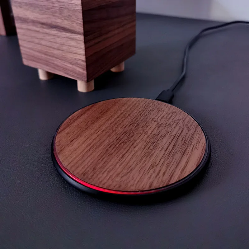 

Wooden phone charger for iPhone 16, iPhone 15, Huawei, Xiaomi, and Samsung wireless charging
