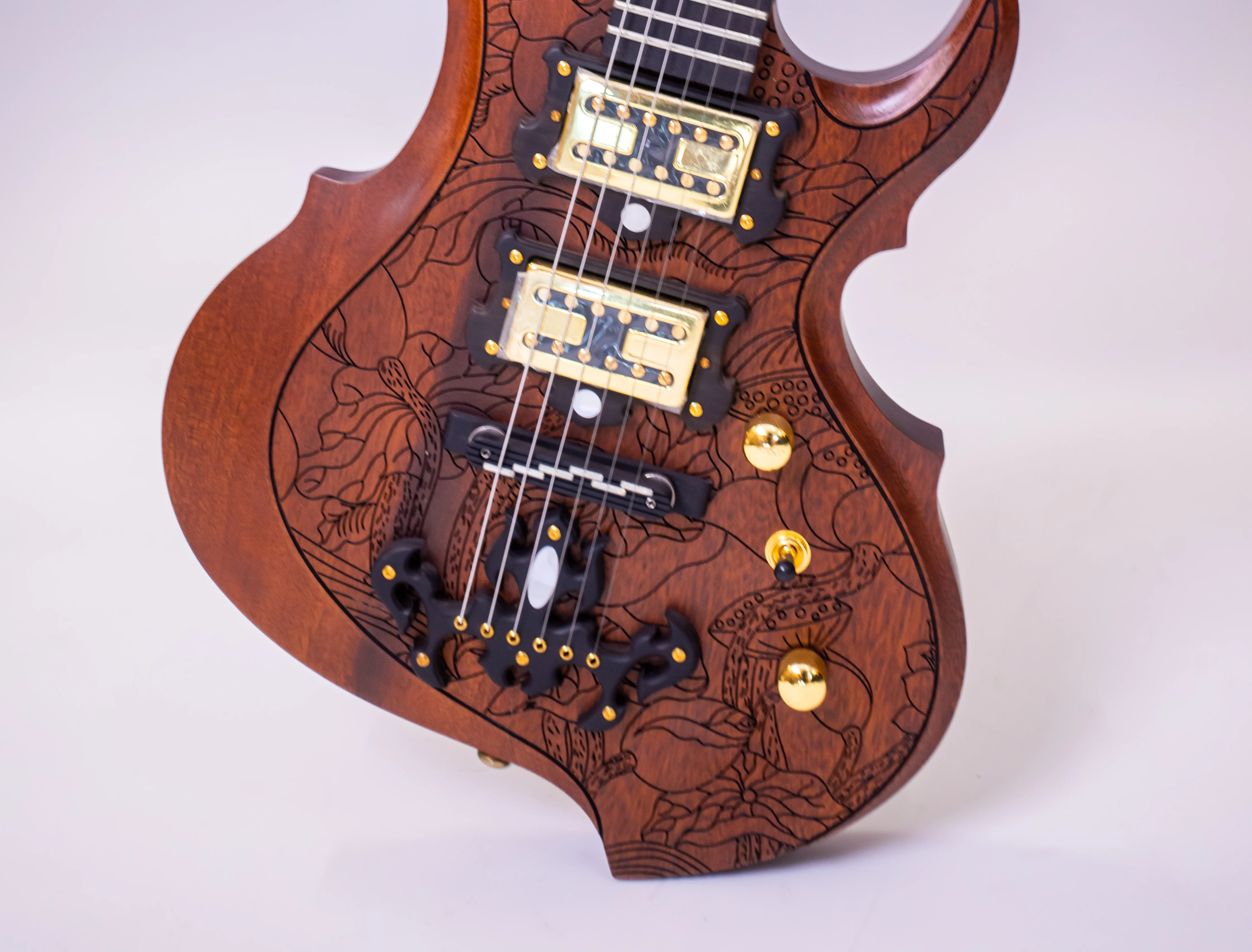 Hand Made Electric Guitar with 24 Chinese Style! Spot 1 Handful! Customizable! Order can be shipped,African Peach Blossom Core.