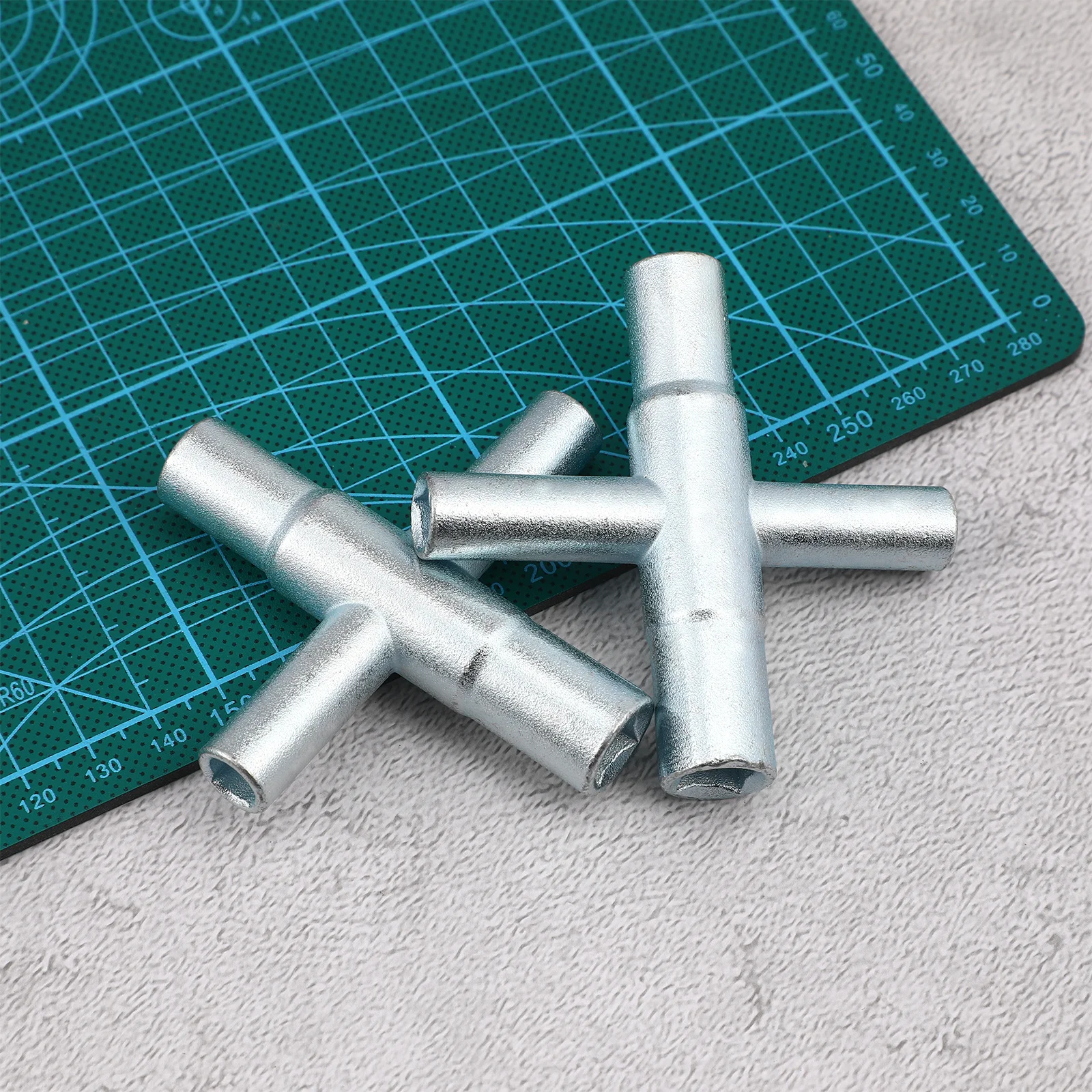 

2 pcs Way Sillcock Key Water Spigot Wrench Steel Faucet Puller Tool For Hose Bib Valve Shut Off Repair Hand Tool