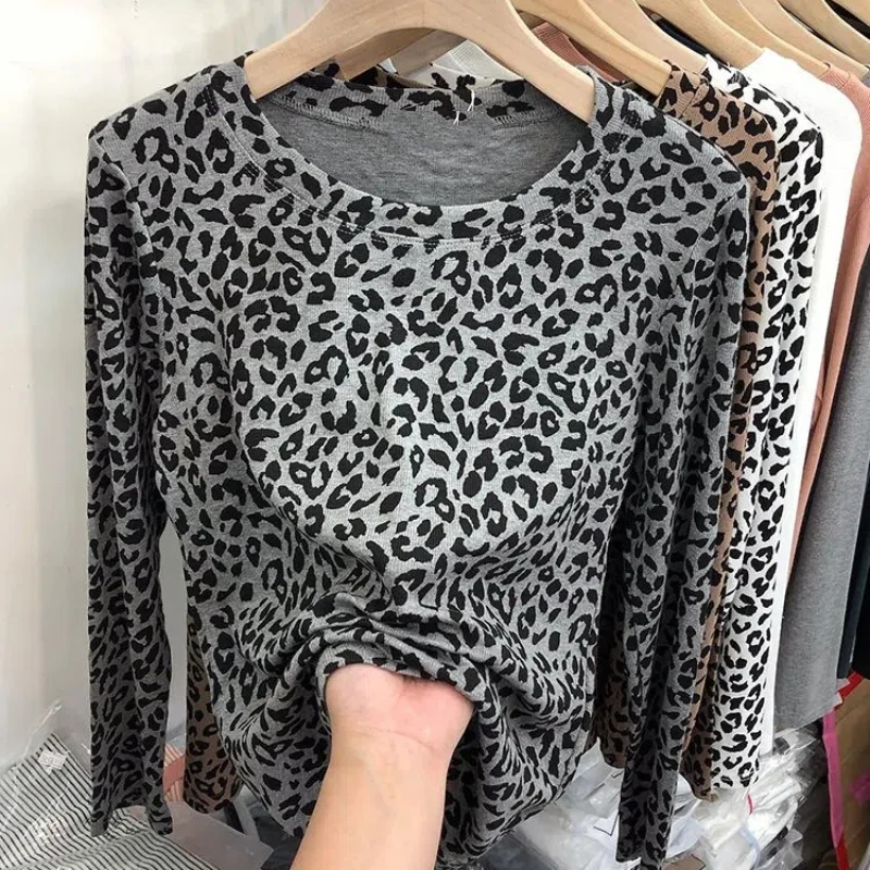 Trend Long Sleeve T Shirts Women\'s Spring Autumn New Leopard Print O-neck Slim All-match Vintage Tops Fashion Casual Clothing