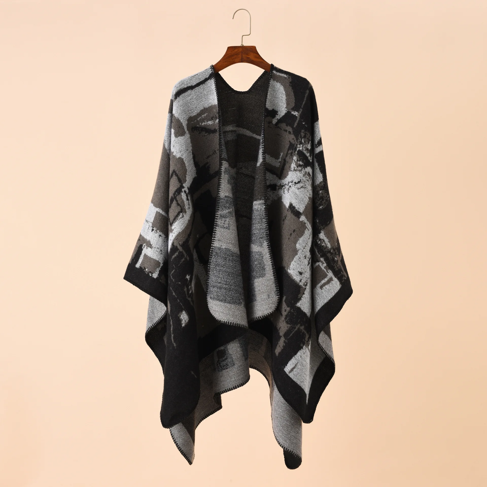 

2022 Autumn Winter Irregular Geometric Lattice Pattern Imitation Cashmere Shawl Air Conditioning Room Cloak Poncho Capes Gray