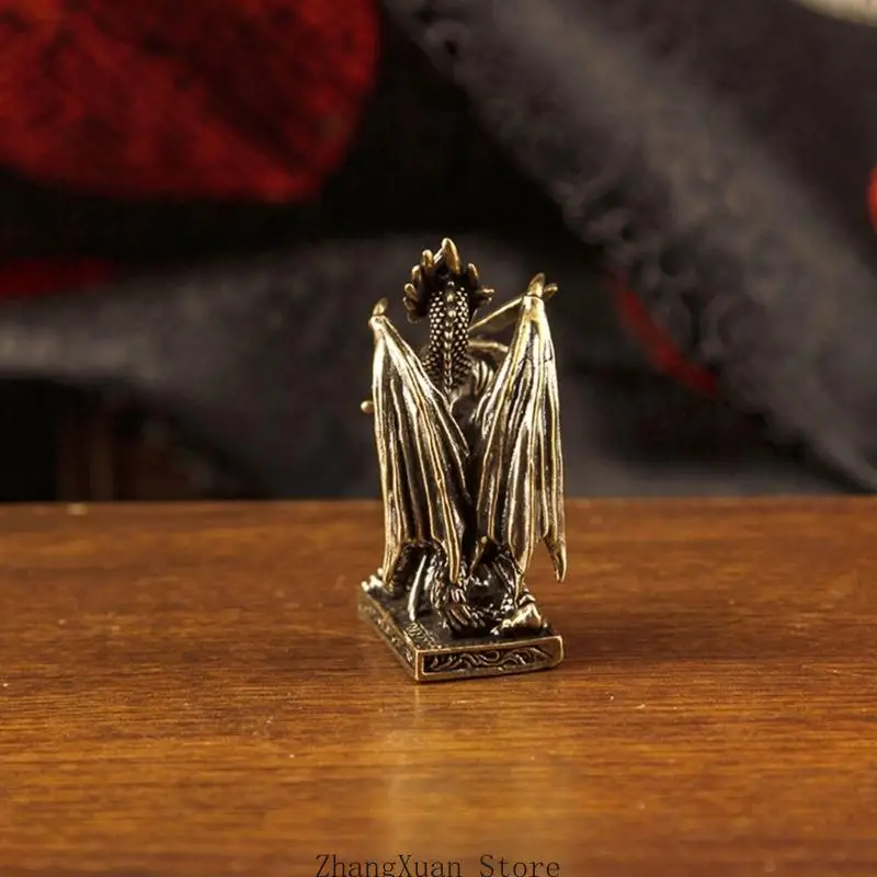 Antike Soldat-Drachenstatue aus Metall mit Gusskonstruktion, detaillierter Kämpferform, gealterter Oberfläche und dem 3XUF – Detail 3