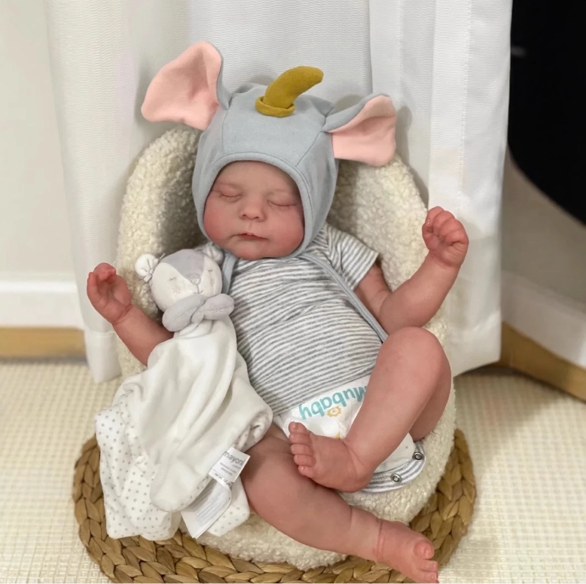 Bambola rinata da 19 pollici Erica che dorme neonato taglia ragazzo realistica pelle 3D con vene visibili bambole fatte a mano di alta qualità giocattoli