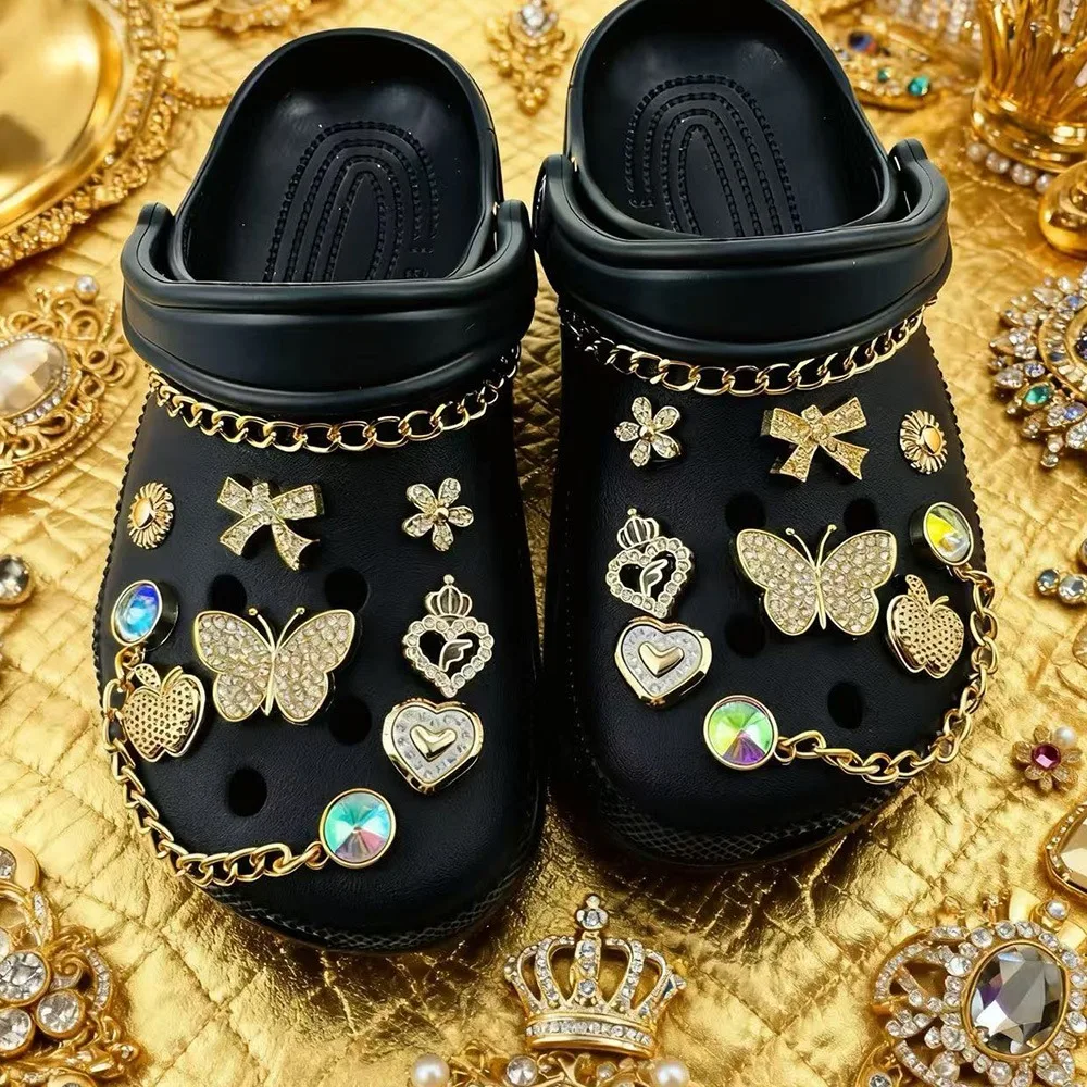 18PCS Summer Luxury Shoe Charms Set Accessories for Clogs Shoe Buckle Golden Chain Diamond Butterfly Flower DIY Shoes Decoration