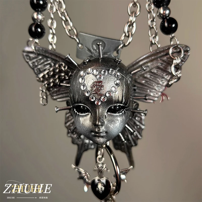 

New Gothic-style Butterfly Baby Head Necklace Made Of Resin For Men And Women's Carnival Jewelry Accessories