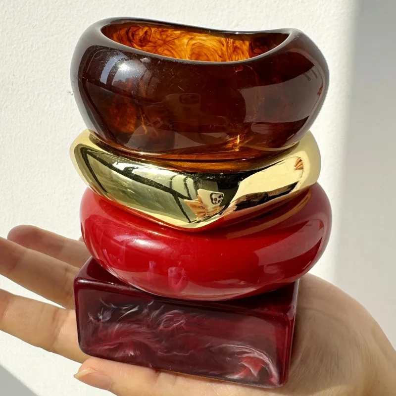 HANGZHI Claret Square Round Thick Resin Bracelet Tortoiseshell Asymmetrical Design Jewelry for Women Retro Elegant Autumn Bangle