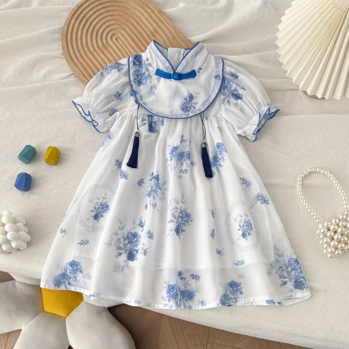 Girls Qipao-Inspired Chiffon Dress – Mandarin Collar, All-Over Floral Print, Lightweight Summer Dress for Ages 3-8