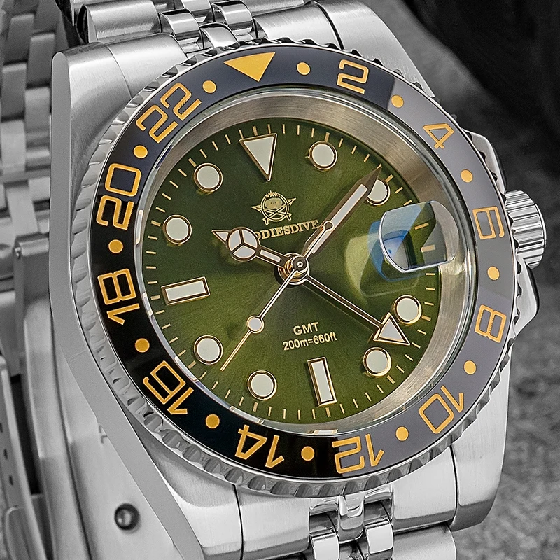 

ADDIESDIVE Luxury Watch for Men Waterproof GMT Watches Stainless Steel Luminous 20Bar Diver Man Quartz Wristwatches Reloj Hombre