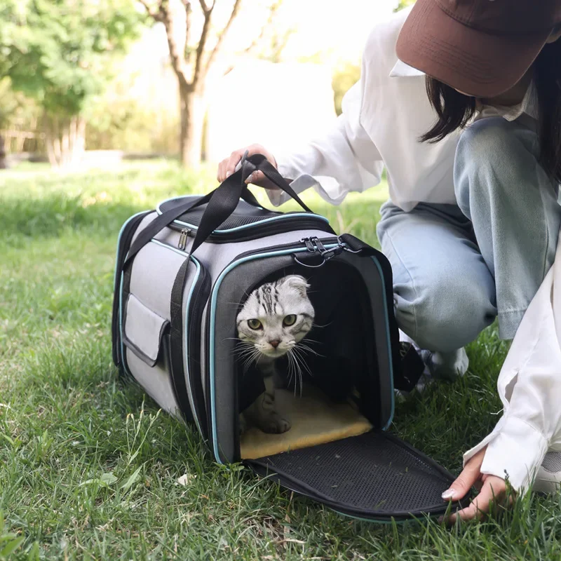 Cat Pet Bag Out Portable Shoulder Bag Expandable Foldable Large Space Breathable Pet Supplies Cat Carrier