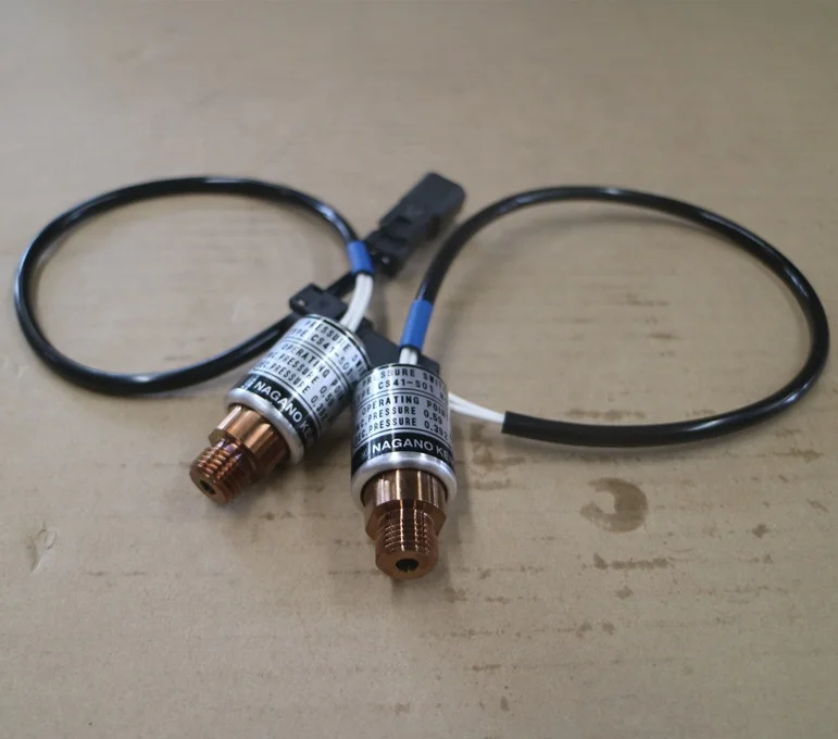 

TLF Switch Pressure 418-43-37681 WA380 WA470 Wheel Loader Parts