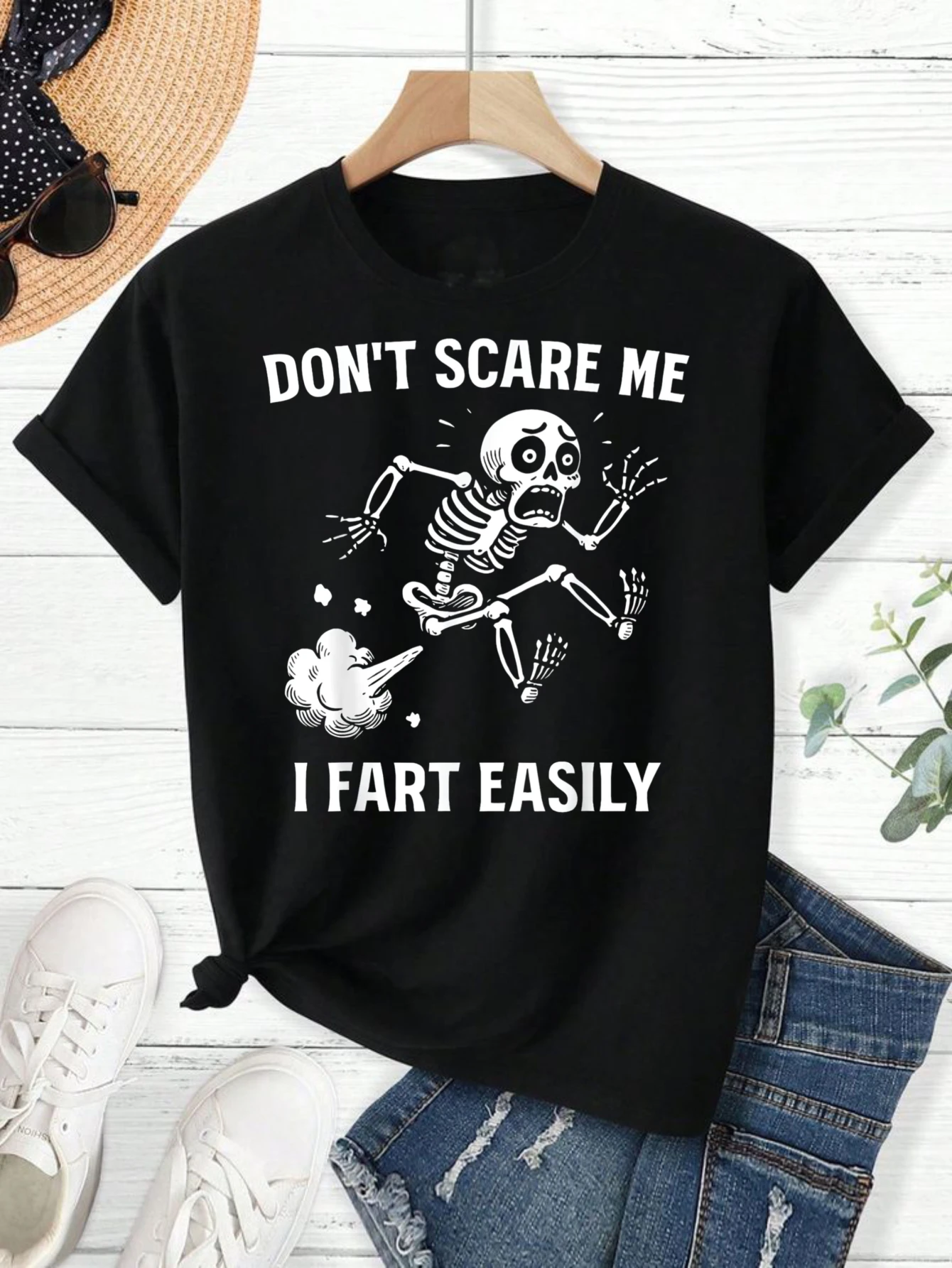 Don'T Scare Me I Fart Easily Funny Sarcastic Men'S T-Shirt Features A Relaxed Fit, and Is Practical Comfortable and Stylish
