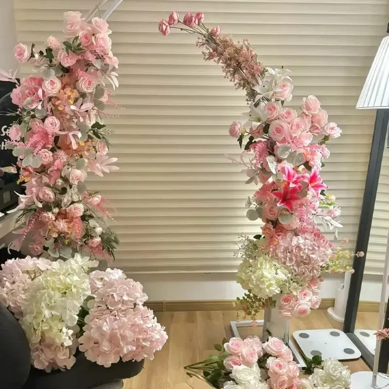 Modern Luxury Realistic Silk Artificial Flower Arrangement Handmade Wall Mounted Homecoming Environmentally Friendly