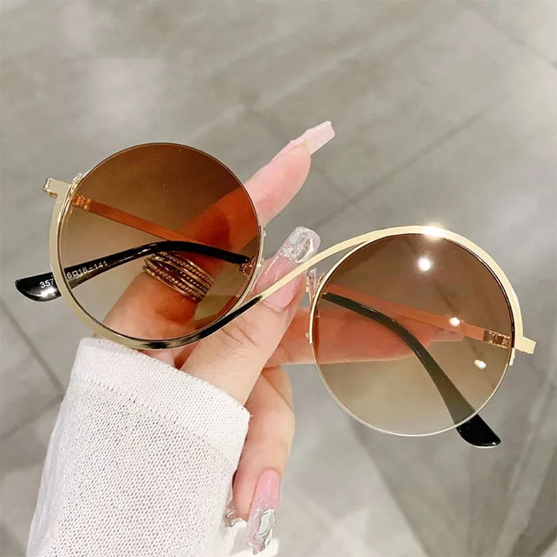 New Small Frame Circular Shape Sunglasses Women Brand Designer Metal Sun Glasses Lady Outdoor Travel Eyewear UV400 Oculos De Sol