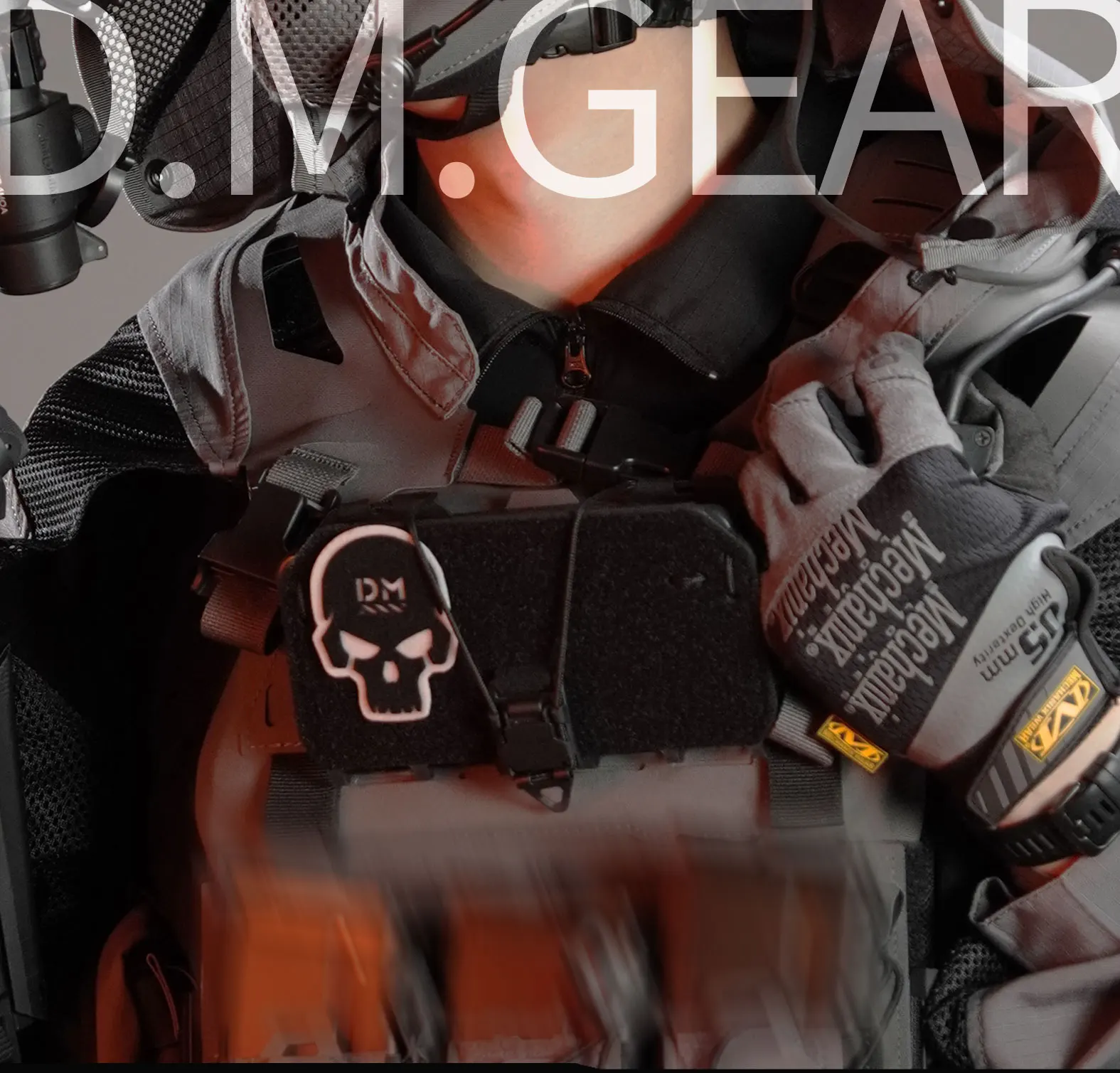 DMgear Tactical Universal Mobile Phone Mounting Plate 2.0 Chest Bag