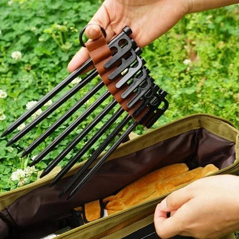 8-Hole Ground Nails Storage Chain Pu Leather Portable Tent Stakes Storage Bag Outdoor Camping Tent Pegs Organizer Bag