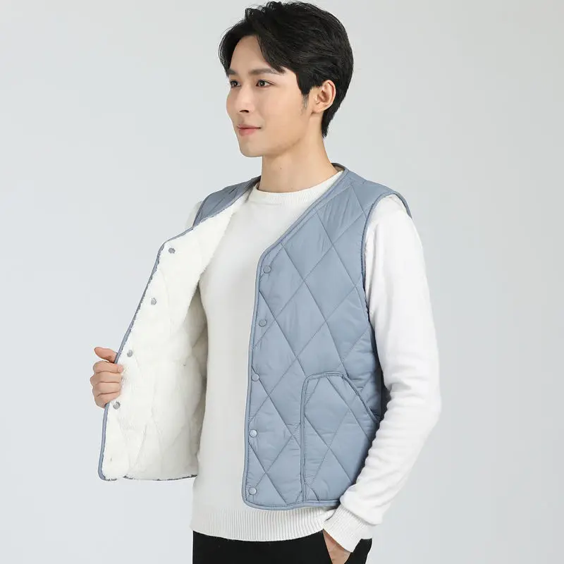 

2022 Autumn and Winter Male Comfortable Vest Jacket Casual Fashion Warm Men's Sleeveless Waistcoat New Loose Cashmere Vest Q32