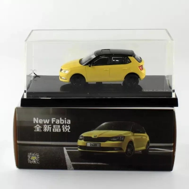 1:64 Skoda Superb Rapid Polo Yeti Cross Passat Fabia Santana Alloy Car Model Toys Diecast Collectible Souvenir