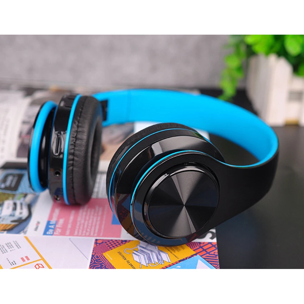 

B3 Stereo Wireless Headphone Over Ear Foldable Headphones Slot 33Ft Range Noise Isolating Big Ear Cups Built-In Mic