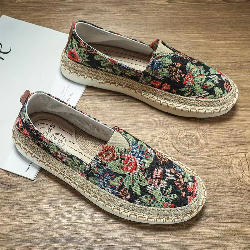 

Men's Spring Autumn New Print Flat Sole Canvas Shoes Soft Sole Non Slip Breathable Round Toe Slip On Fisherman Shoes Board Shoe