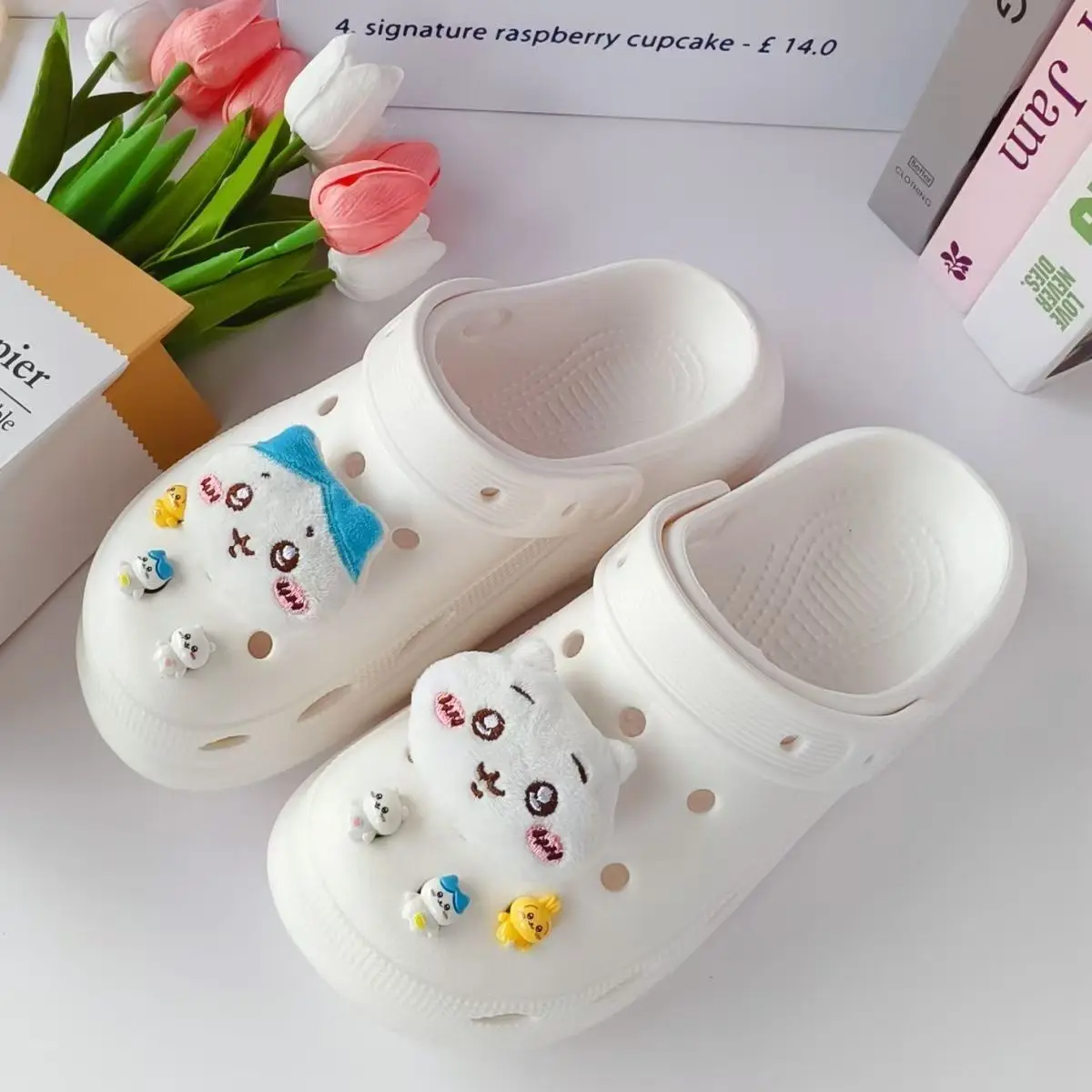Симпатичные мультяшные Chikawas Clogs Пряжка для обуви Kawaii  blomätレ Hachiware сау Германия Kuya USAG ちいかわ Пряжка для обуви с цветком Декоративная