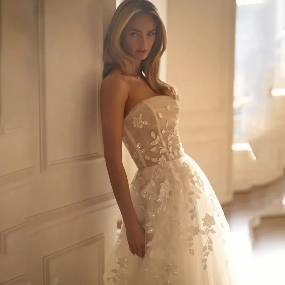 Strapless Wedding Dress For Women Appliques Tulle A‑Line Bridal Gown Court Train Backless Zipper Sweet Bride Dresses Customized
