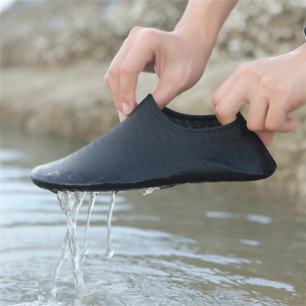 Water Shoes — size and design detail 12