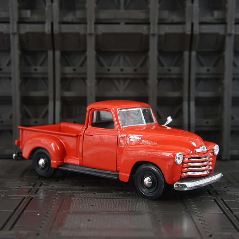 

Maisto 1:25 Модель автомобиля Chevrolet 3100 из сплава, ретро-пикап, статическая модель, подарок