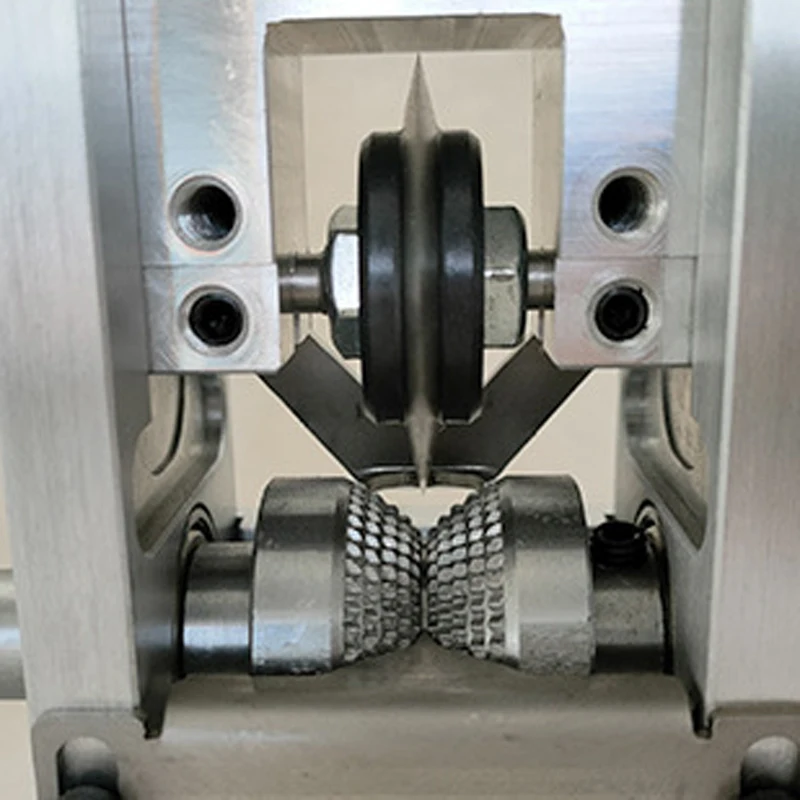 

Электрическая машина для пилинга, ручная зачистка проводов, автоматический ручной инструмент для зачистки лома, медный кабель, инструмент для переработки