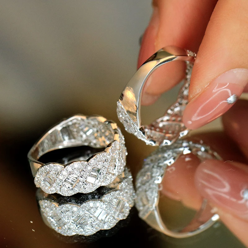 KUGG 100% 18K White Gold Rings Luxury Design 1.10carat Real Natural Diamond Cocktail Ring for Women Senior Banquet Fine Jewelry