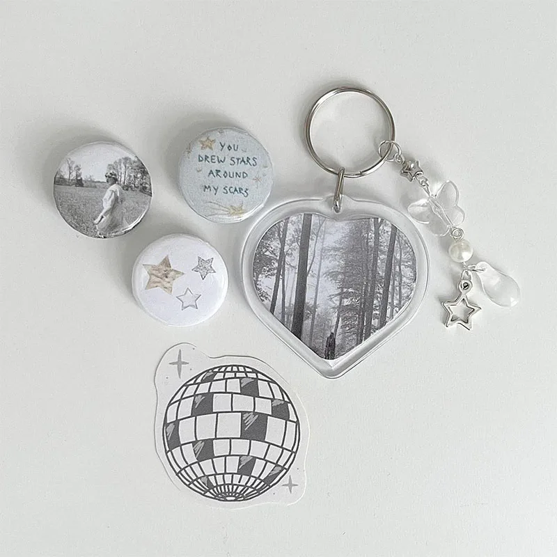 folklore photo keyring Y2K handmade