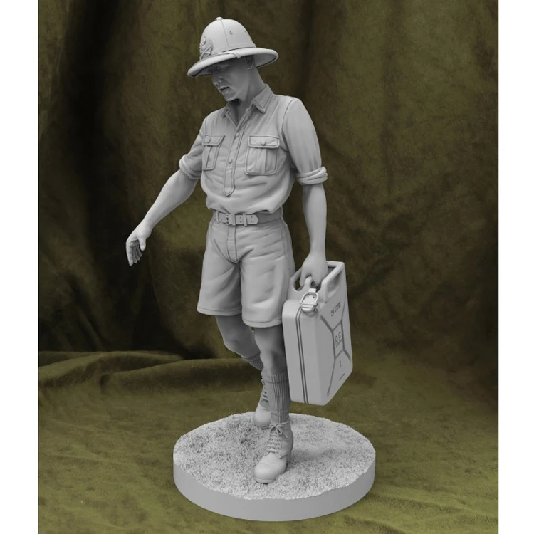 1/35 Resin Model figure GK Soldier ITALIAN SOLDIER WITH JERRY CAN Military theme of WWII Unassembled and unpainted kit