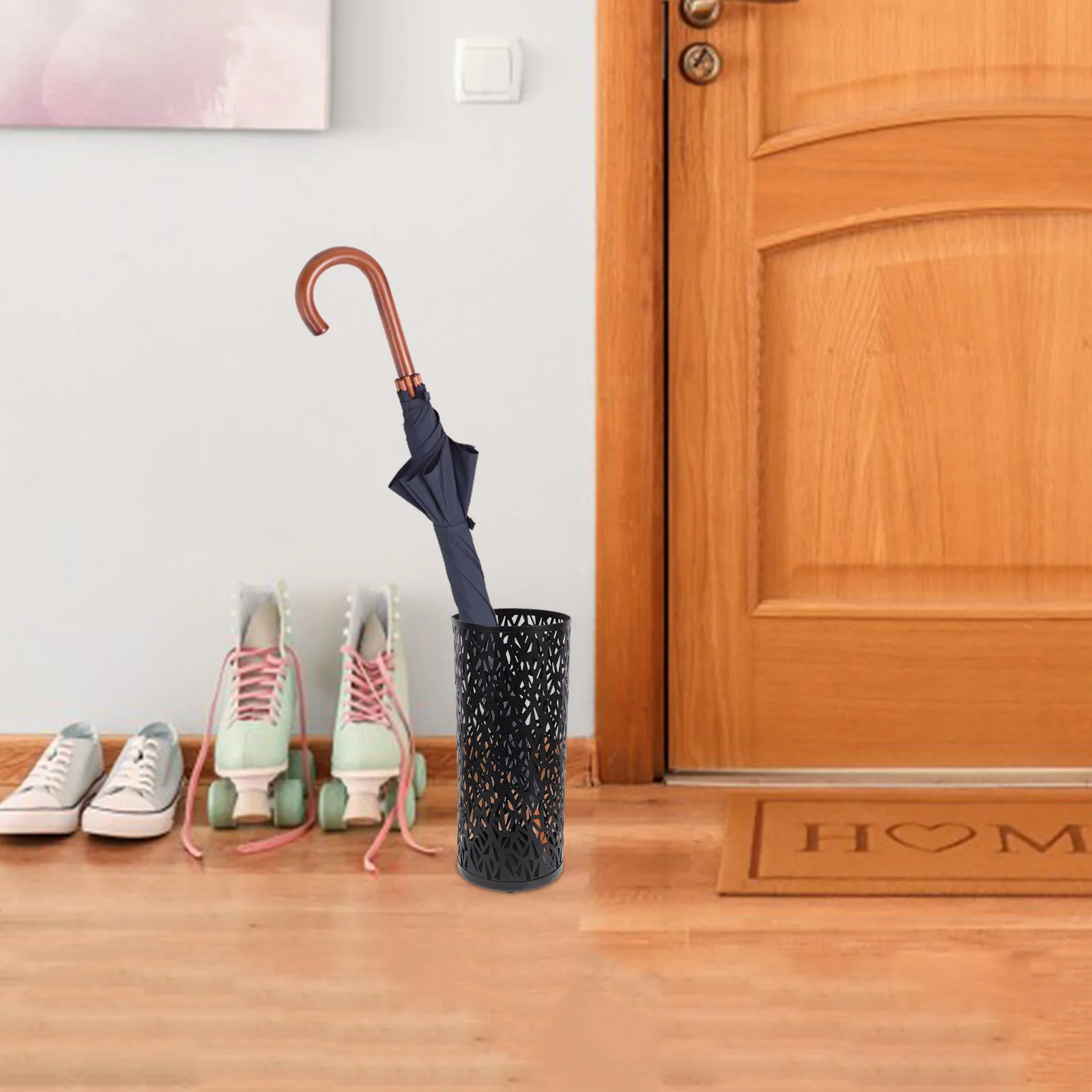 

Rustic Hollow Iron Umbrella Holder Entryway Metal Bucket Flower Bucket Dried Flower Vase Umbrella Storage Rack