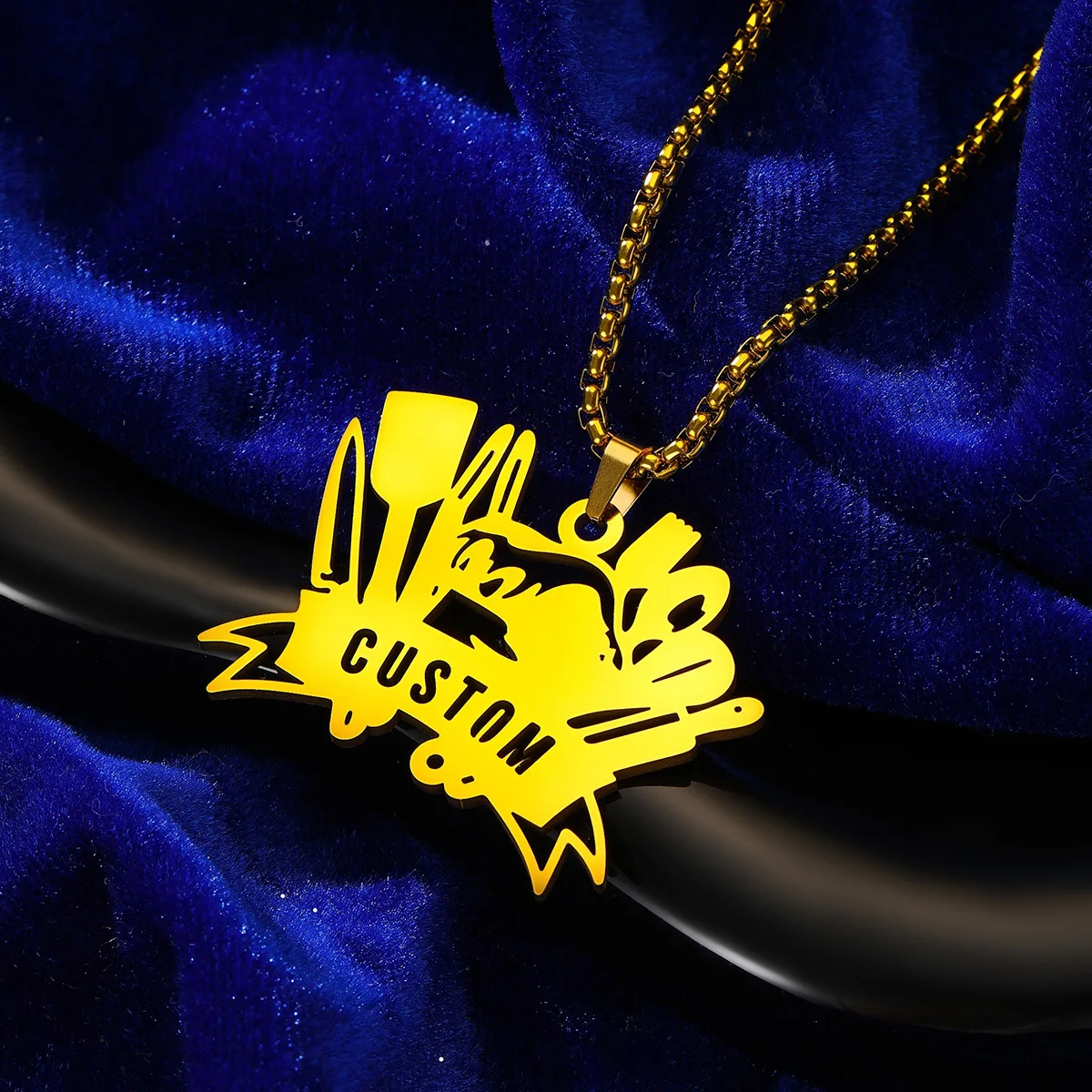 Collier pendentif sur le thème du chef conçu en acier inoxydable personnalisé pour femmes et hommes, motif d'outils culinaires uniques, cadeau de bijoux tendance