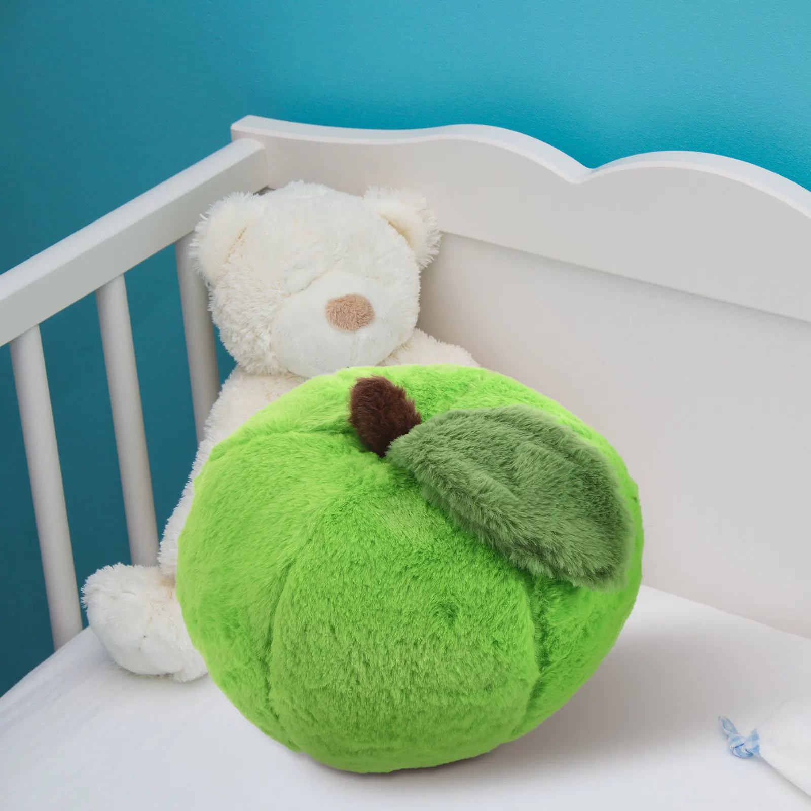 

Soft Apple Shaped Throw Pillow Realistic Green Fruit Cushion Decorative Stuffed Pillow for Sofa Car Office Bedroom Home