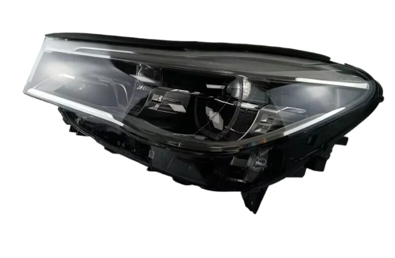 

Фары средней комплектации с LED-подсветкой, подходят для G11 G12 740 750li